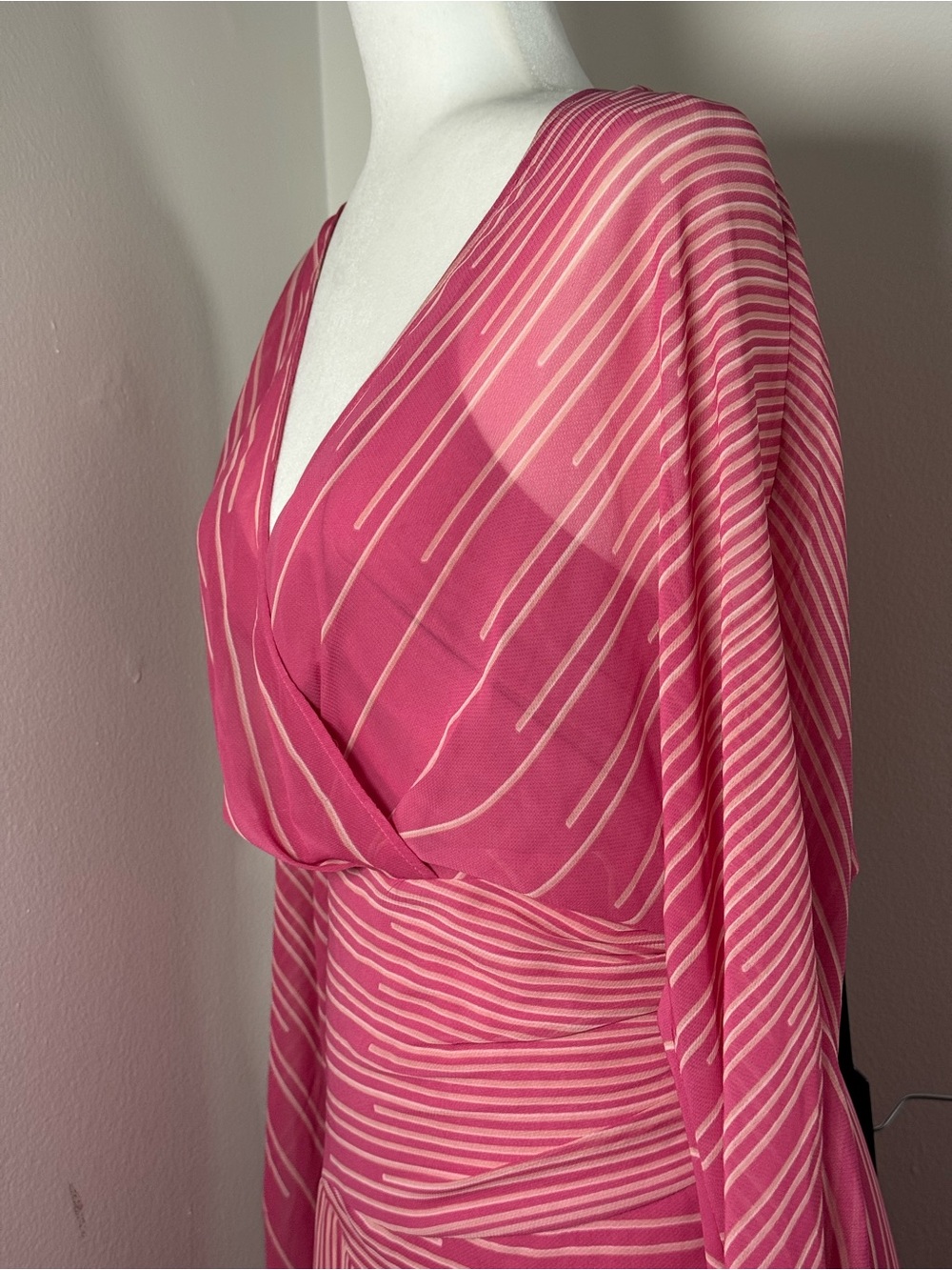 BCBGMaxazria Longsleeve Ruffle Coctail Dress Size 10 - Picture 11 of 16